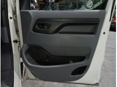 GUARNECIDO PUERTA DELANTERA DERECHA 