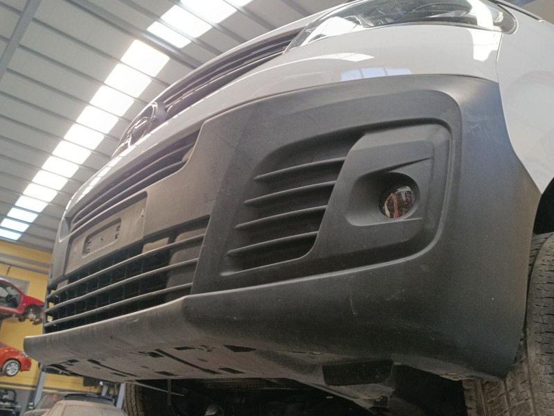 Recambio de paragolpes delantero para opel vivaro c furgoneta (k0) 2.0 referencia OEM IAM   