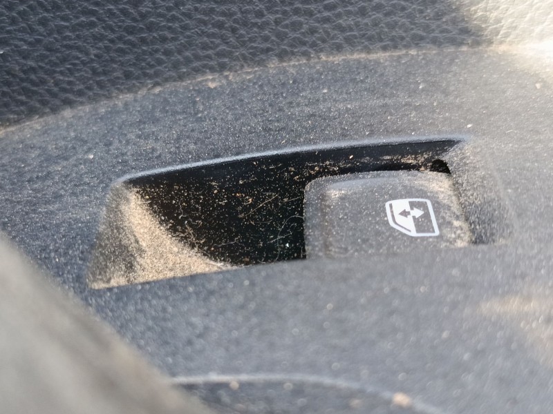 Recambio de mando elevalunas trasero derecho para seat arona (kj7, kjp) 1.0 tsi referencia OEM IAM   