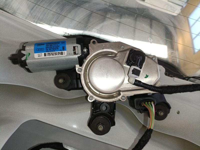 Recambio de motor limpia trasero para audi q3 (8ub, 8ug) 2.0 tdi referencia OEM IAM   