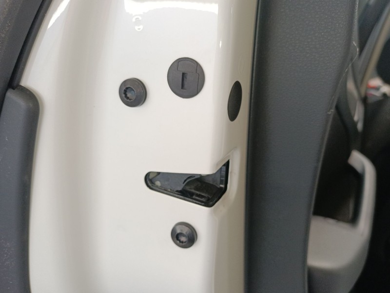 Recambio de cerradura puerta trasera izquierda para audi q3 (8ub, 8ug) 2.0 tdi referencia OEM IAM   