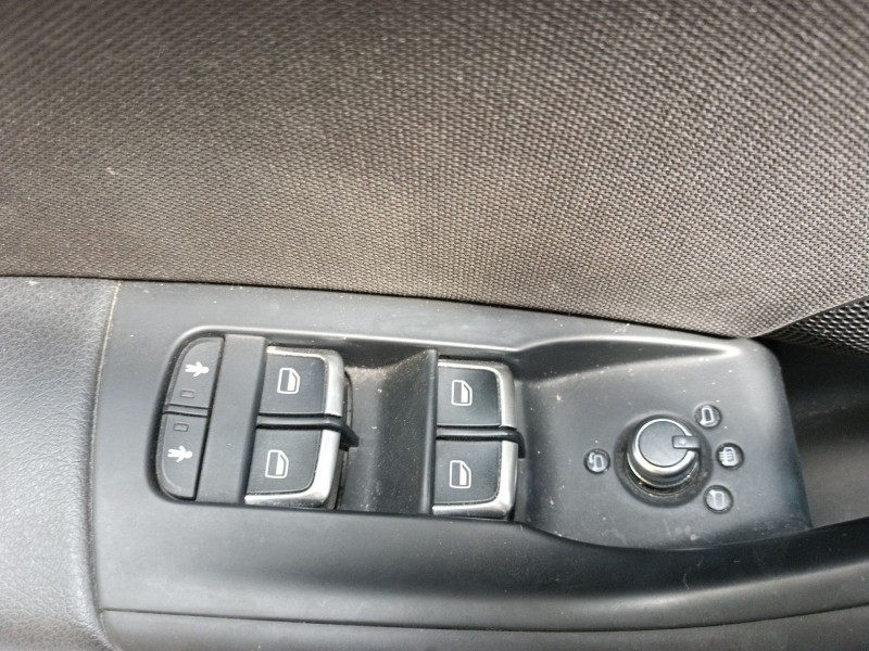 Recambio de mando elevalunas delantero izquierdo para audi q3 (8ub, 8ug) 2.0 tdi referencia OEM IAM   