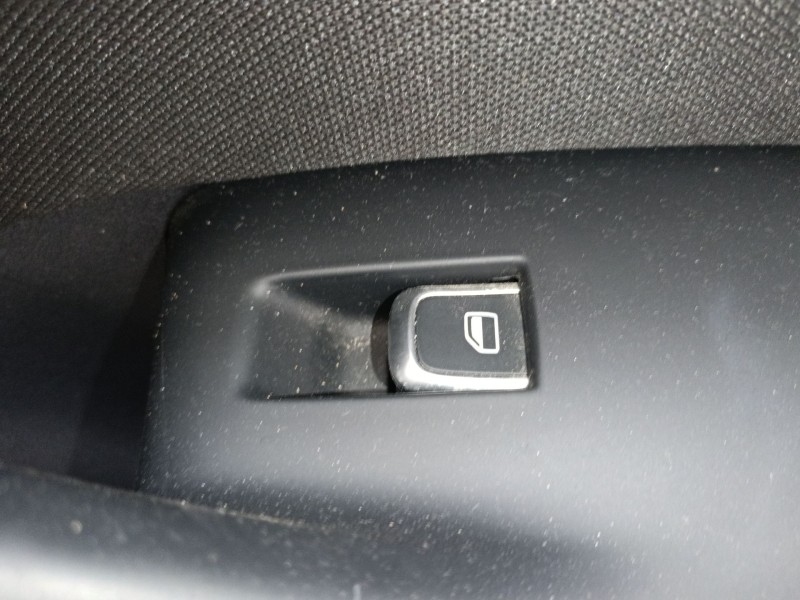 Recambio de mando elevalunas trasero derecho para audi q3 (8ub, 8ug) 2.0 tdi referencia OEM IAM   