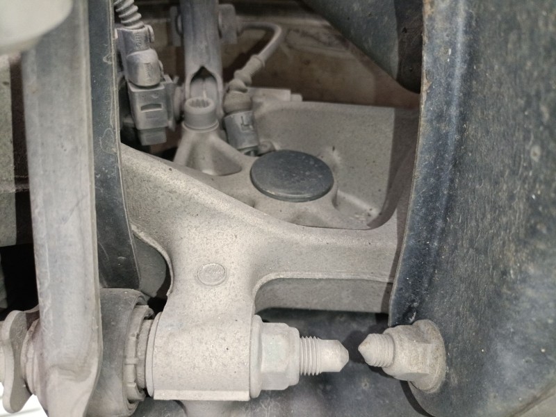 Recambio de mangueta trasera derecha para audi q3 (8ub, 8ug) 2.0 tdi referencia OEM IAM   