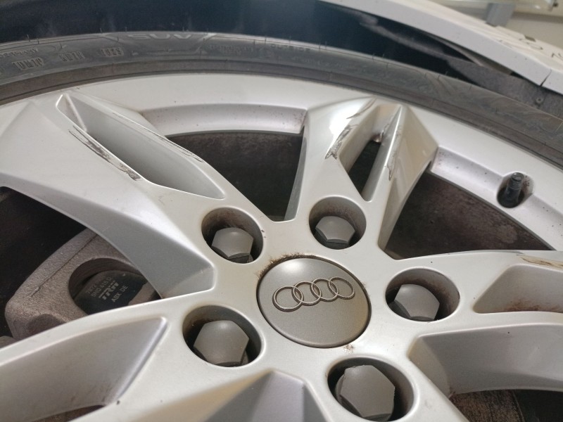 Recambio de llanta sin neumatico para audi q3 (8ub, 8ug) 2.0 tdi referencia OEM IAM 18 PULGADAS  