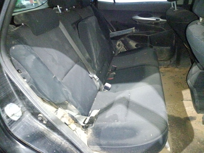 toyota auris (_e15_) del año 2012