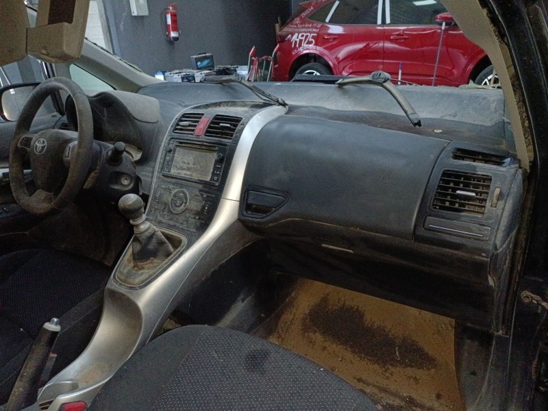 Recambio de salpicadero para toyota auris (_e15_) 1.4 d-4d (nde150_) referencia OEM IAM   
