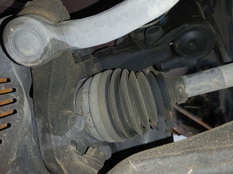 Recambio de mangueta delantera izquierda para toyota auris (_e15_) 1.4 d-4d (nde150_) referencia OEM IAM   