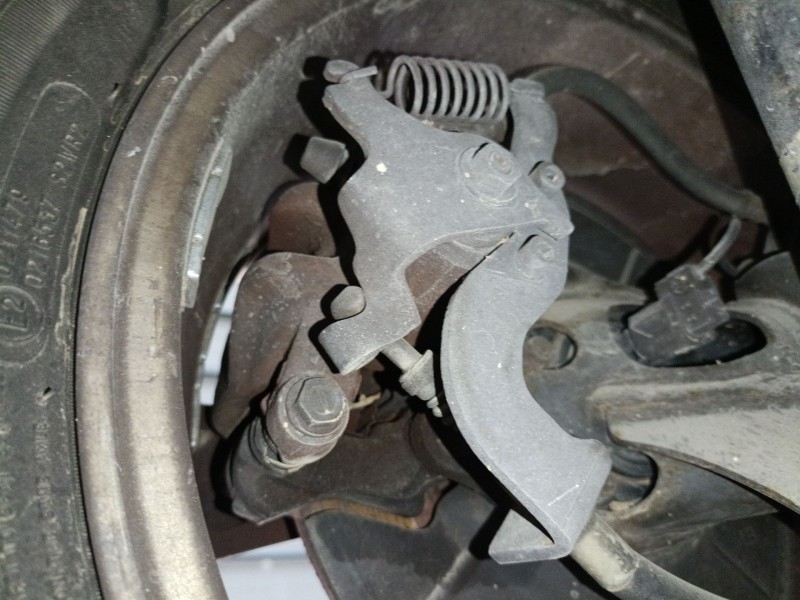 Recambio de pinza freno trasera izquierda para toyota auris (_e15_) 1.4 d-4d (nde150_) referencia OEM IAM   