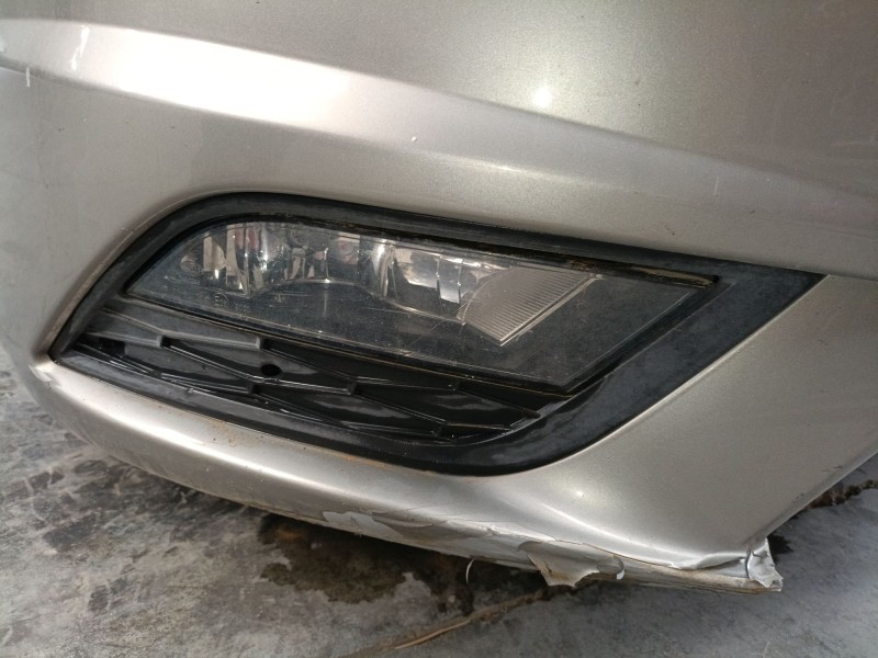 Recambio de faro antiniebla derecho para seat toledo iv (kg3) 1.6 tdi referencia OEM IAM   