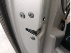 CERRADURA PUERTA TRASERA IZQUIERDA 