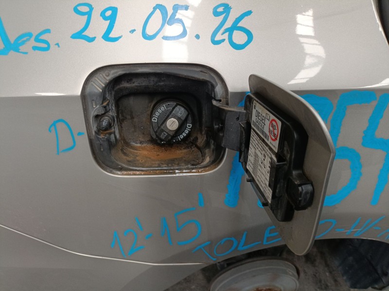 Recambio de tapa exterior combustible para seat toledo iv (kg3) 1.6 tdi referencia OEM IAM   