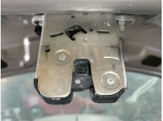 CERRADURA MALETERO / PORTON 