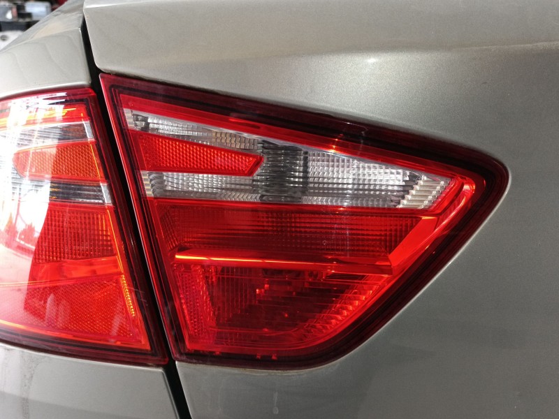 Recambio de piloto trasero izquierdo porton para seat toledo iv (kg3) 1.6 tdi referencia OEM IAM   