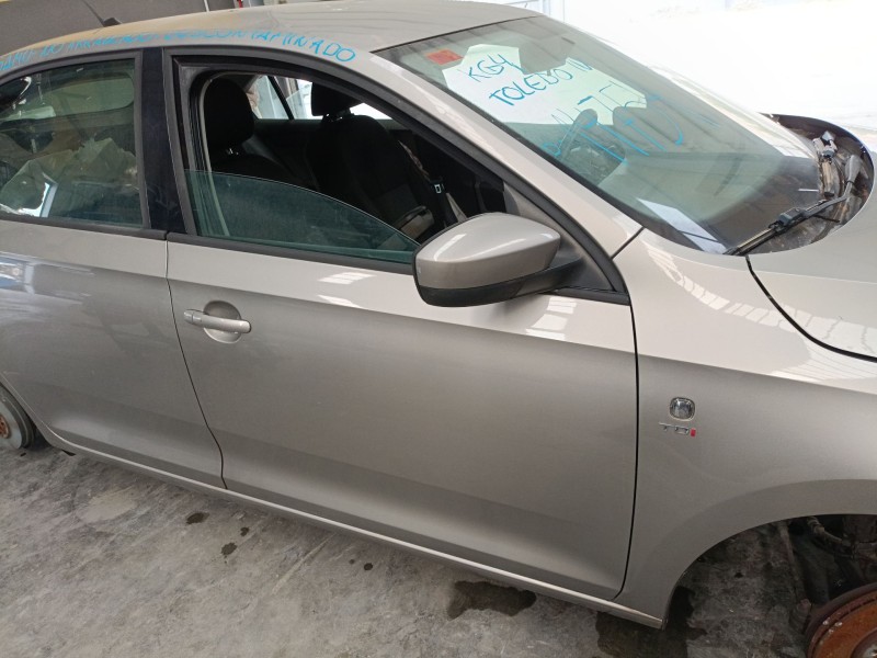Recambio de puerta delantera derecha para seat toledo iv (kg3) 1.6 tdi referencia OEM IAM   