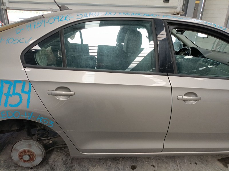 Recambio de puerta trasera derecha para seat toledo iv (kg3) 1.6 tdi referencia OEM IAM   