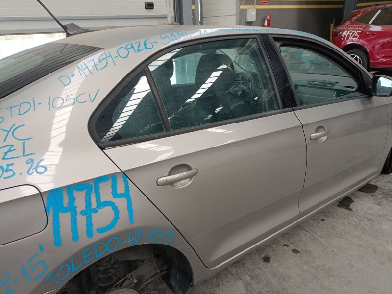 Recambio de puerta trasera derecha para seat toledo iv (kg3) 1.6 tdi referencia OEM IAM   