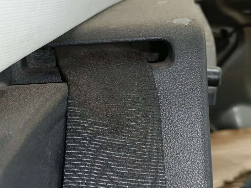 Recambio de cinturon seguridad trasero derecho para seat toledo iv (kg3) 1.6 tdi referencia OEM IAM   