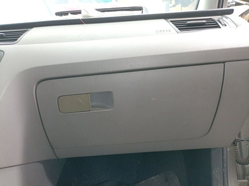 Recambio de guantera para seat toledo iv (kg3) 1.6 tdi referencia OEM IAM   