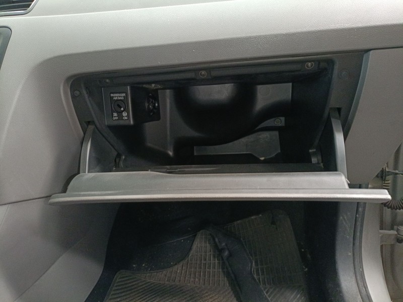 Recambio de guantera para seat toledo iv (kg3) 1.6 tdi referencia OEM IAM   