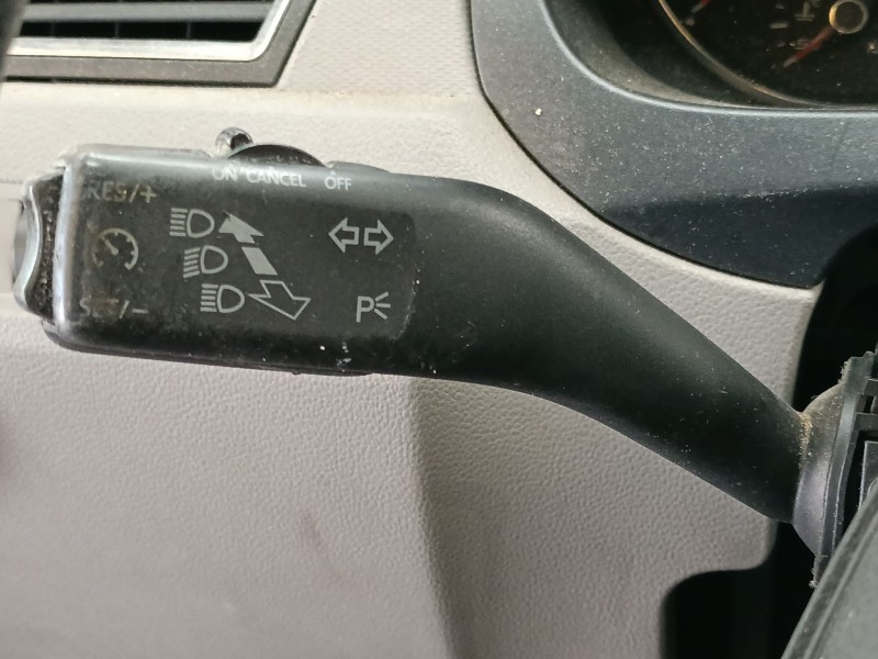 Recambio de mando intermitentes para seat toledo iv (kg3) 1.6 tdi referencia OEM IAM   