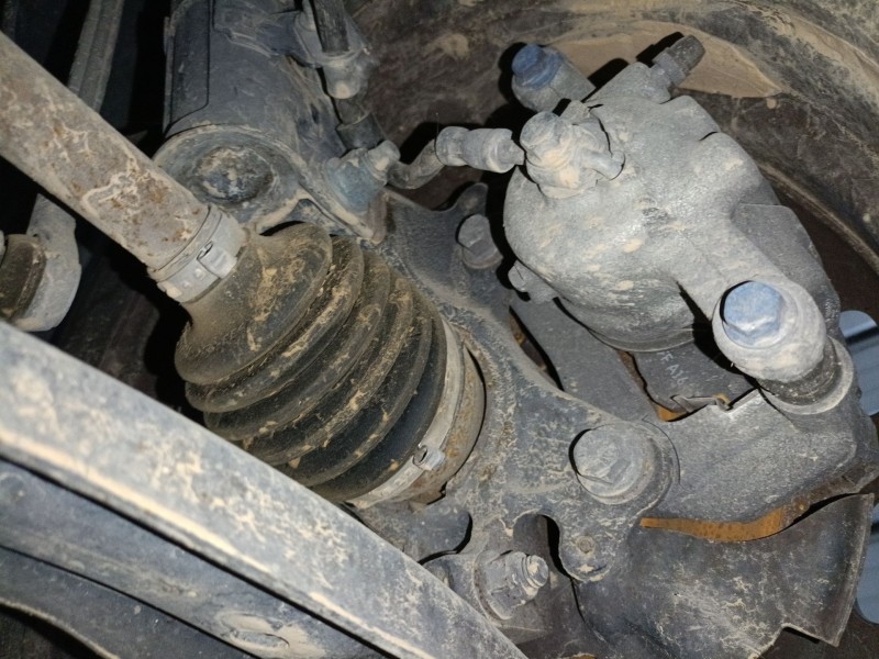 Recambio de mangueta delantera izquierda para ford fiesta vi (cb1, ccn) 1.25 referencia OEM IAM   