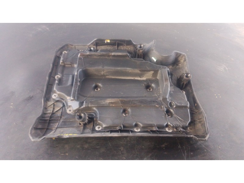 Recambio de tapa motor para hyundai ix35 tecno 2wd referencia OEM IAM   