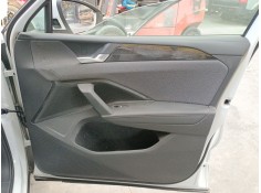 GUARNECIDO PUERTA DELANTERA DERECHA 