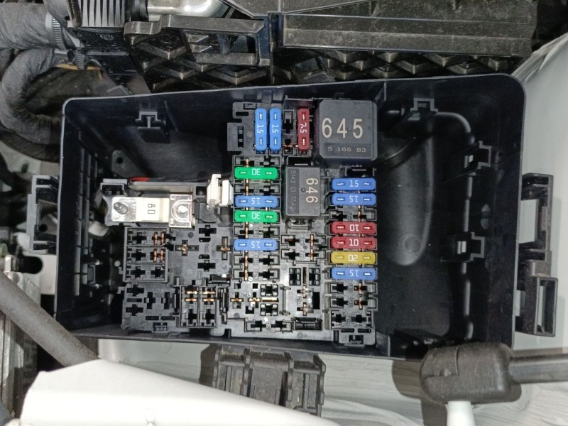 Recambio de caja reles / fusibles para volkswagen tiguan (ct1) 1.5 etsi referencia OEM IAM   