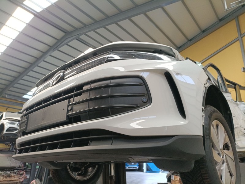 Recambio de paragolpes delantero para volkswagen tiguan (ct1) 1.5 etsi referencia OEM IAM   
