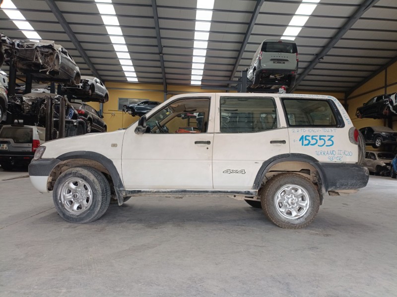 nissan terrano ii (r20) del año 2000