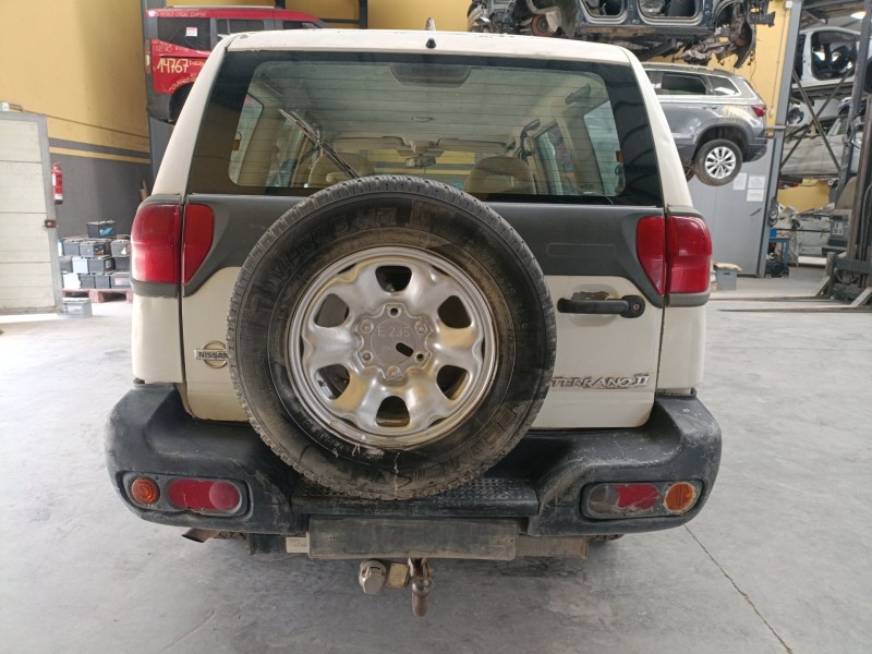 nissan terrano ii (r20) del año 2000