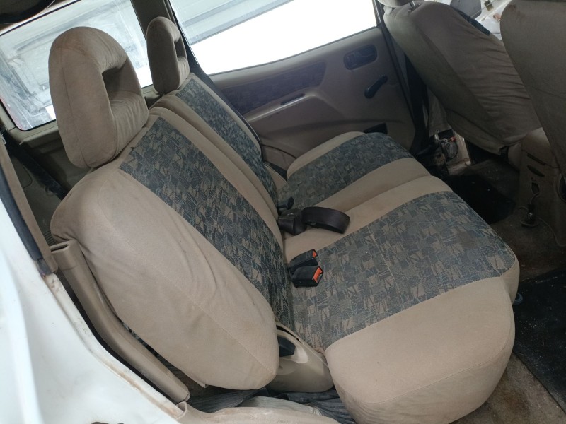 nissan terrano ii (r20) del año 2000