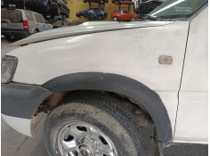 Recambio de aleta delantera izquierda para nissan terrano ii (r20) 2.7 td 4wd referencia OEM IAM   