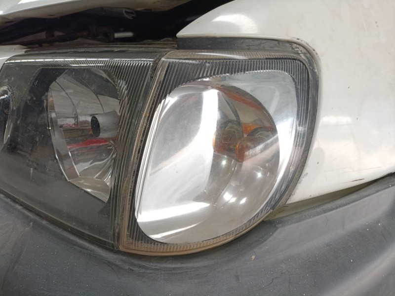 Recambio de piloto delantero izquierdo para nissan terrano ii (r20) 2.7 td 4wd referencia OEM IAM   