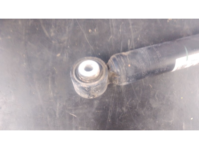 Recambio de amortiguador trasero izquierdo para volkswagen t-roc (a11, d11) 1.5 tsi referencia OEM IAM 5Q0512013KR  