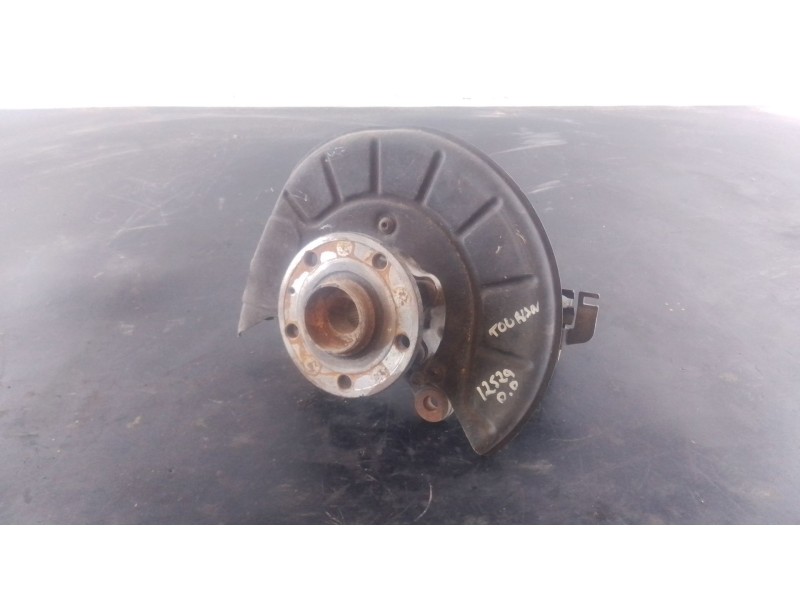 Recambio de mangueta delantera derecha para volkswagen touran (1t2) advance referencia OEM IAM   P1-B5-23