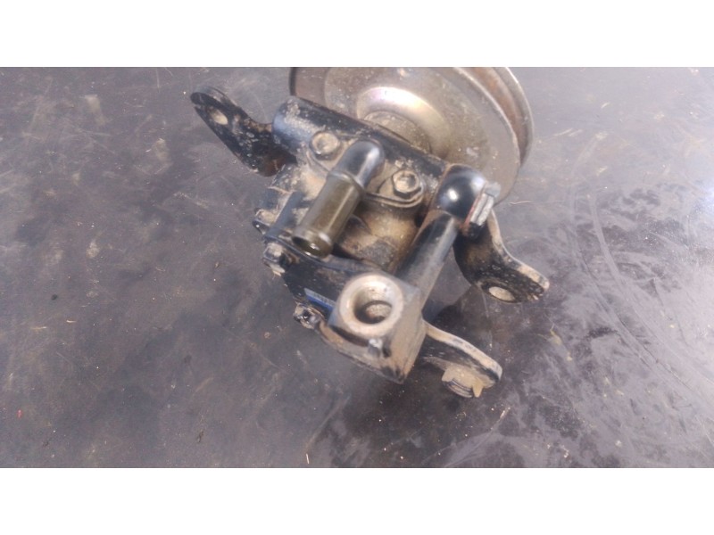 Recambio de bomba direccion para nissan terrano ii (r20) 2.7 td 4wd referencia OEM IAM   