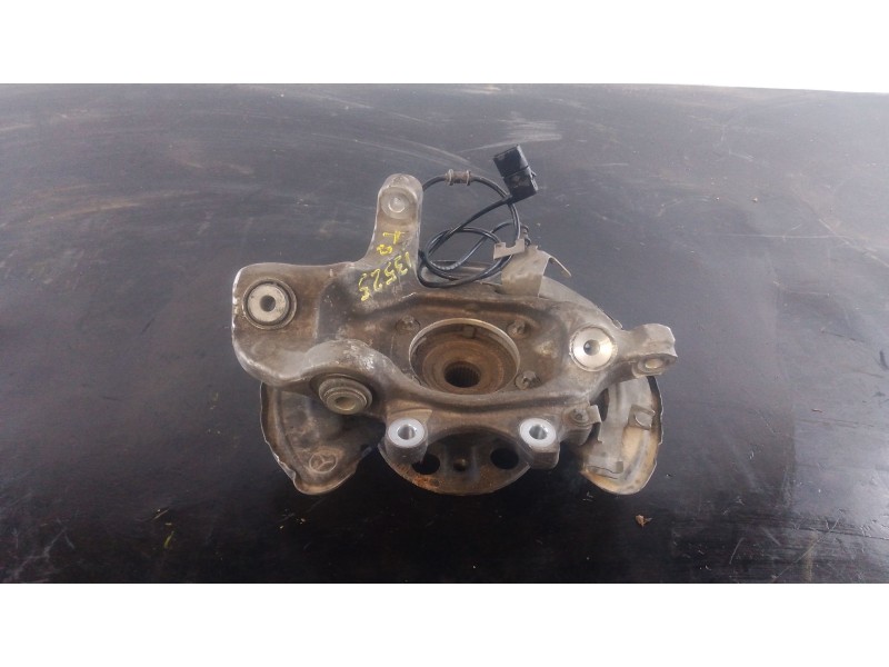 Recambio de mangueta trasera derecha para mercedes-benz clase c (w205) c 220 bluetec / d (205.002, 205.004) referencia OEM IAM  