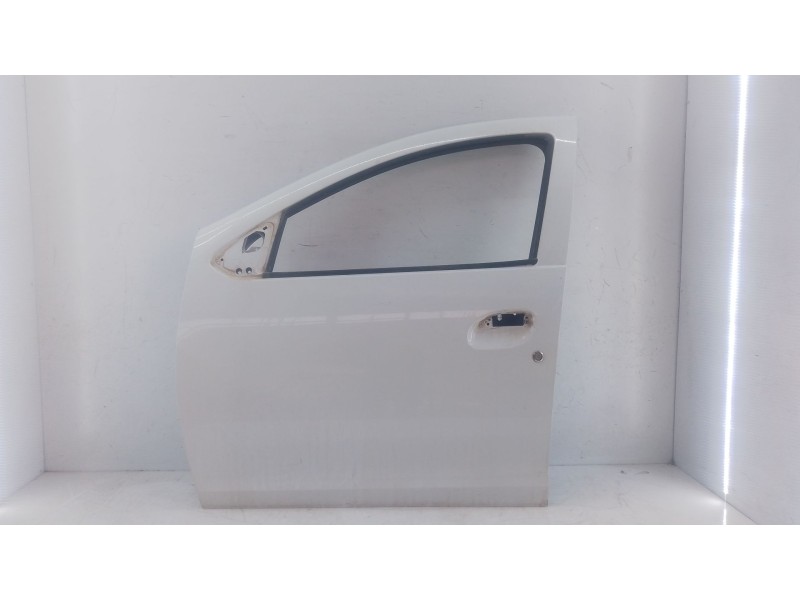 Recambio de puerta delantera izquierda para dacia sandero ambiance referencia OEM IAM   E5-B4-8