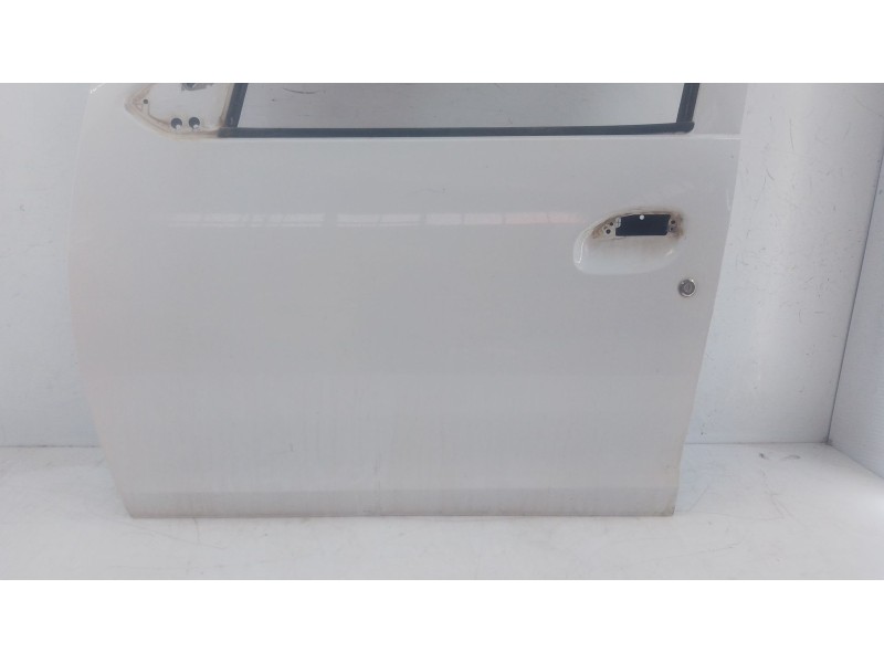 Recambio de puerta delantera izquierda para dacia sandero ambiance referencia OEM IAM   E5-B4-8
