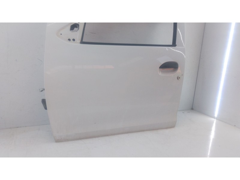 Recambio de puerta delantera izquierda para dacia sandero stepway referencia OEM IAM   E5-B4-8