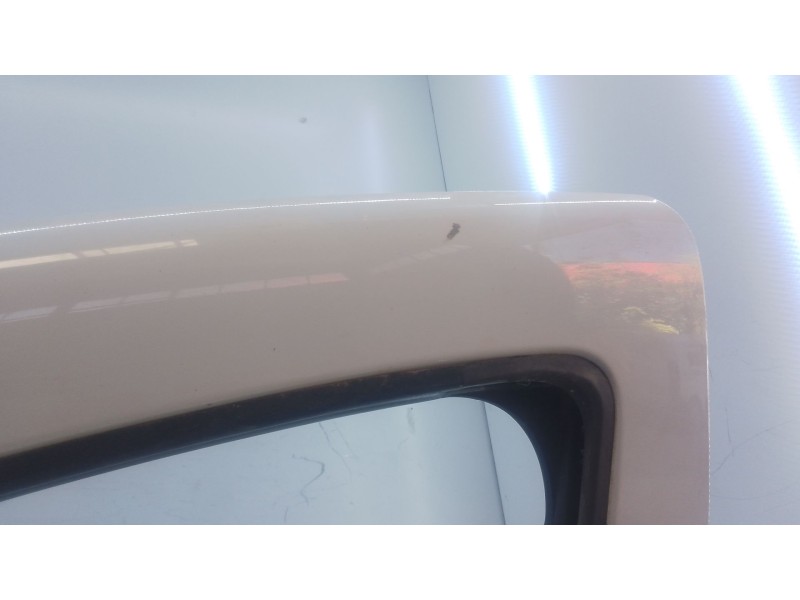 Recambio de puerta delantera izquierda para dacia sandero stepway referencia OEM IAM   E5-B4-8
