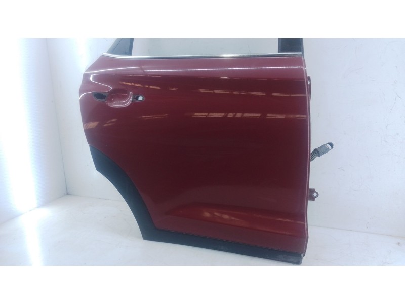 Recambio de puerta trasera derecha para hyundai tucson (tl, tle) 2.0 crdi referencia OEM IAM   