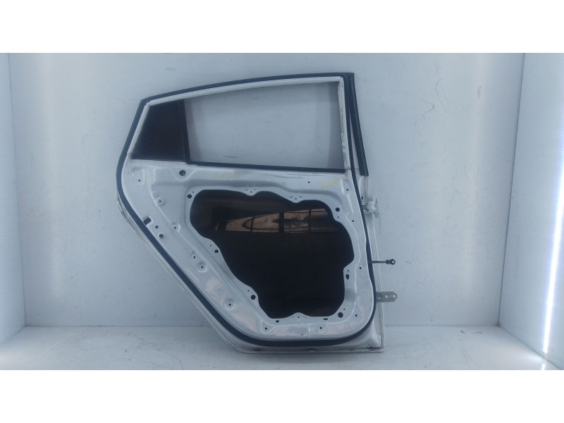 Recambio de puerta trasera izquierda para hyundai ioniq hybrid referencia OEM IAM   