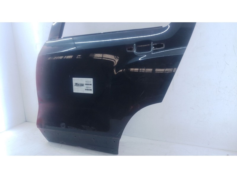 Recambio de puerta trasera izquierda para chevrolet trax 1.7 td referencia OEM IAM   
