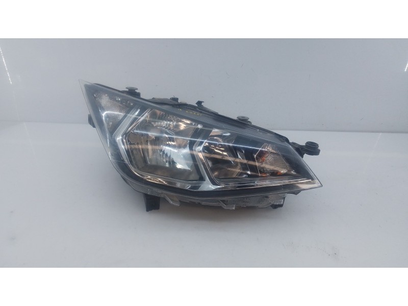 Recambio de faro derecho xenon para seat ibiza v (kj1, kjg) 1.0 mpi referencia OEM IAM   