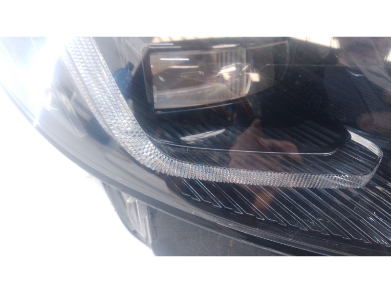 Recambio de faro derecho xenon para ford kuga iii (dfk) 2.5 duratec plug-in-hybrid referencia OEM IAM PV4B13E016AF  