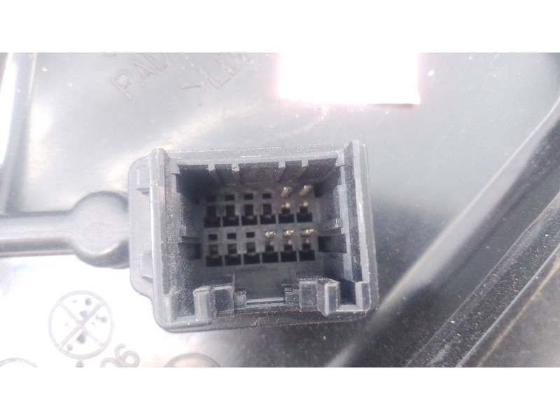 Recambio de retrovisor derecho electrico para hyundai santa fé ii (cm) 2.2 crdi gls referencia OEM IAM   