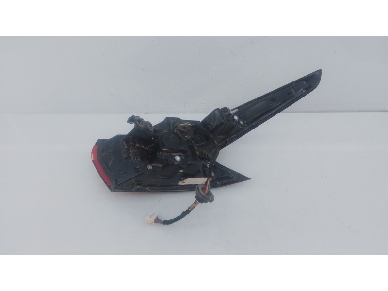 Recambio de piloto trasero izquierdo para omoda 5 290t referencia OEM IAM   
